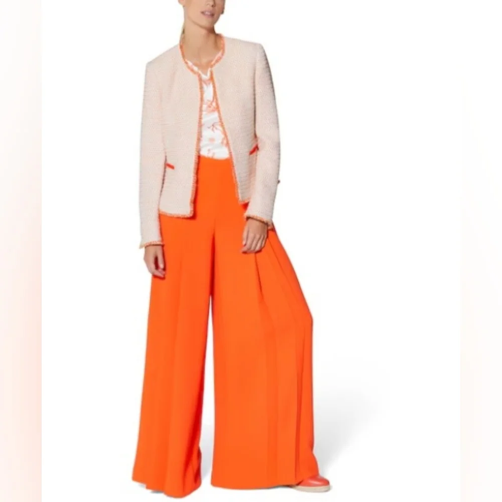 MADELEINE Blazer - Picture 2 of 16